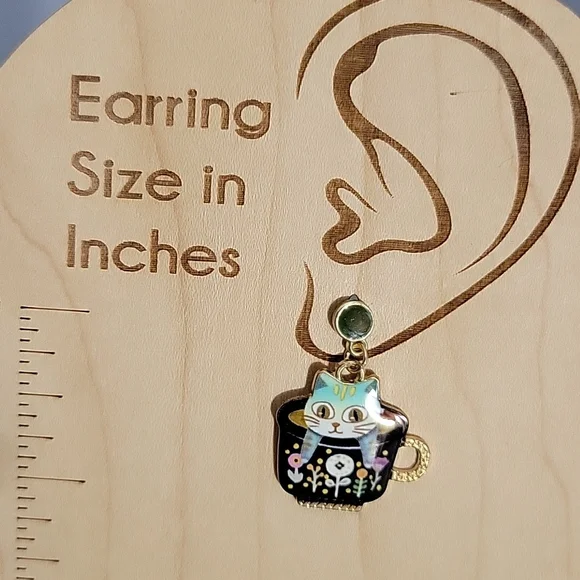 Mismatched Cats Handpainted Dangle Earrings - Picture 2 of 5